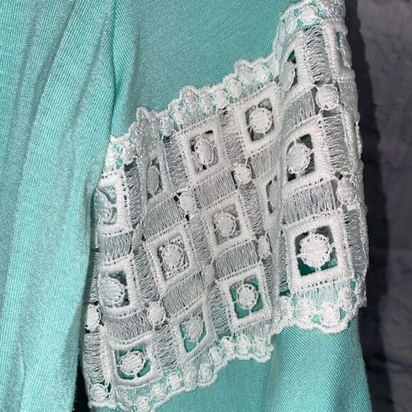 Entro 3/4 waterfall sleeve w/lace scoopneck top sz medium women - Picture 6 of 7